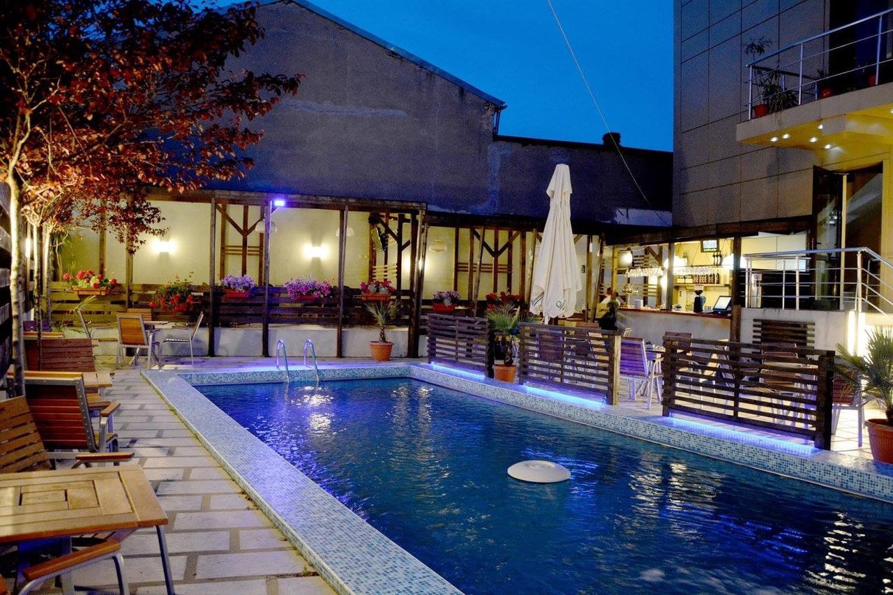 Hotel Lido Craiova Exteriér fotografie